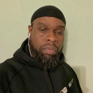 Meet your Posher, Emanuel